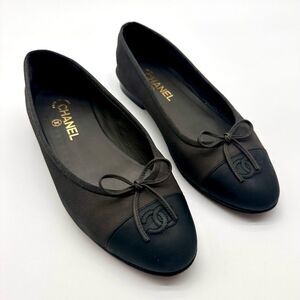 Chanel CC Logo Charcoal Nubuck Leather Cap Toe Ballerina Flats EU 40 US 9-9.5